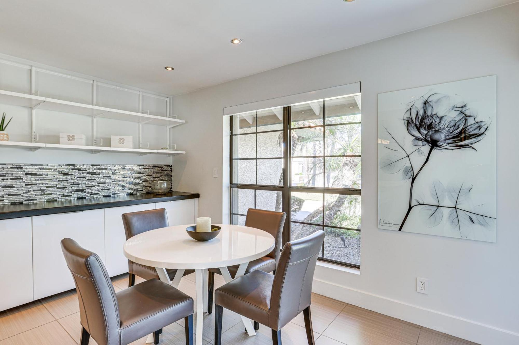 Elegant 16 Mi To Downtown! Holiday home *