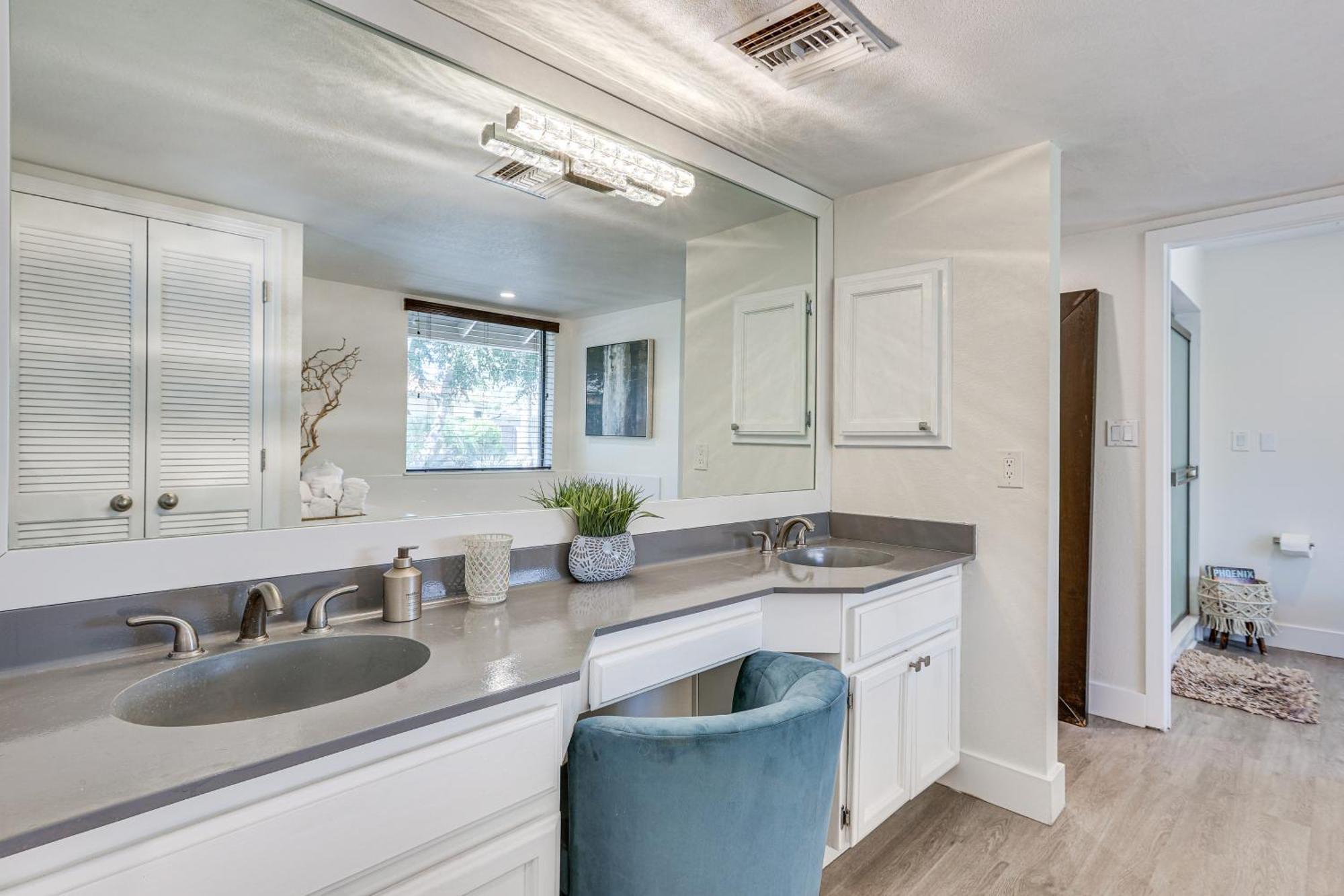 Elegant 16 Mi To Downtown! Holiday home Phoenix