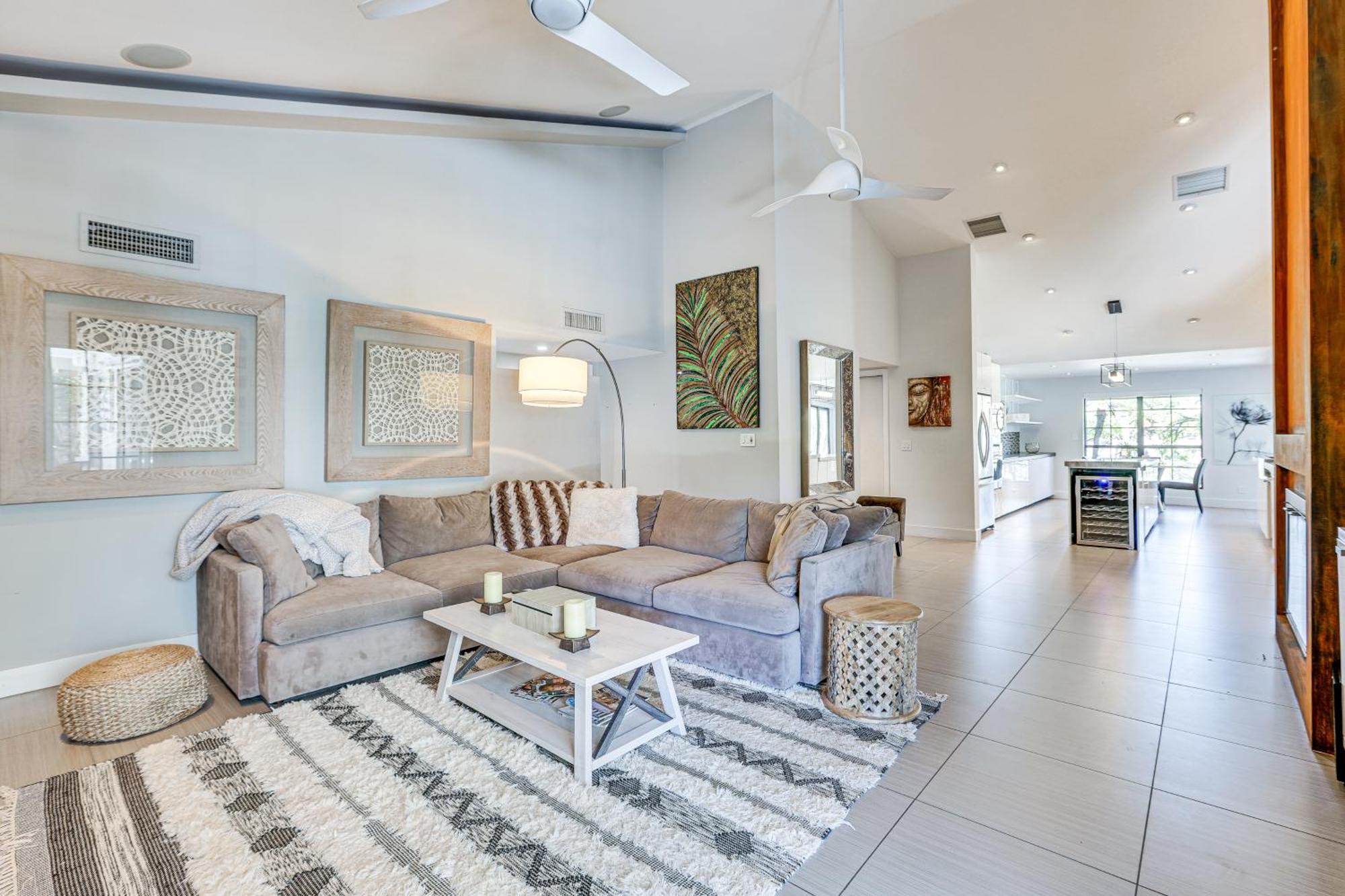 Elegant 16 Mi To Downtown! Holiday home Phoenix