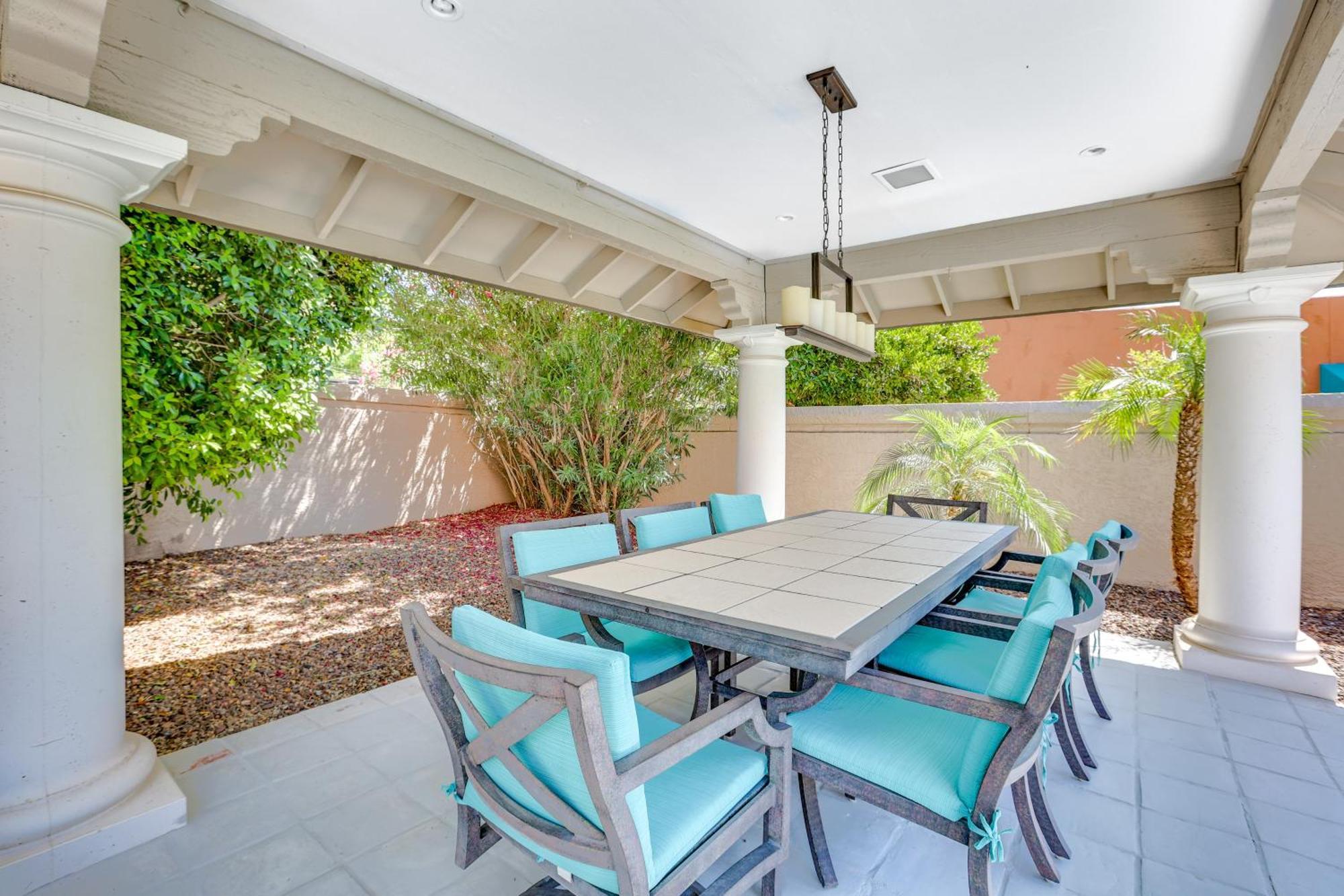 Elegant 16 Mi To Downtown! Holiday home Phoenix